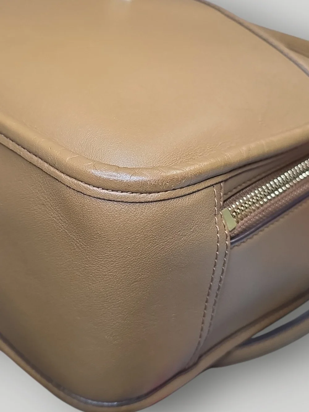 COACH Retro Re-Edition Lunch Pail Top Handle/Crossbody with DUSTBAG EUC 2019